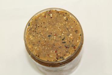 Milchcreme-Nuss Paste